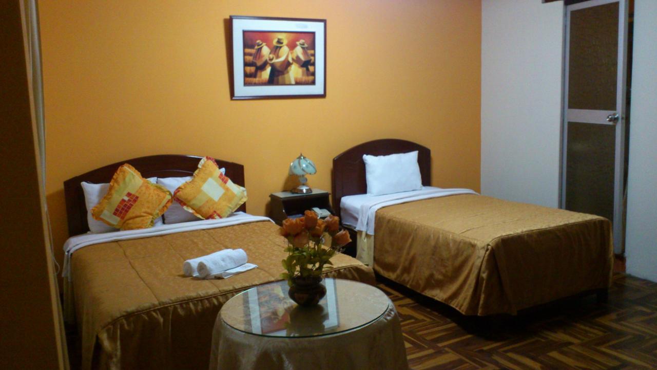 Hotel Plaza Трухильо Экстерьер фото